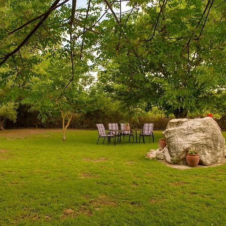 Άελλα Appartement Ierissós Buitenkant foto