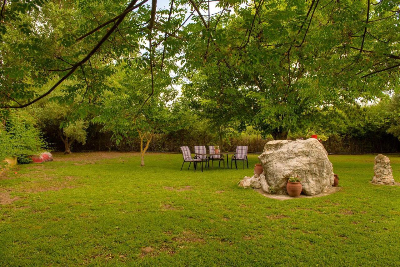 Άελλα Appartement Ierissós Buitenkant foto