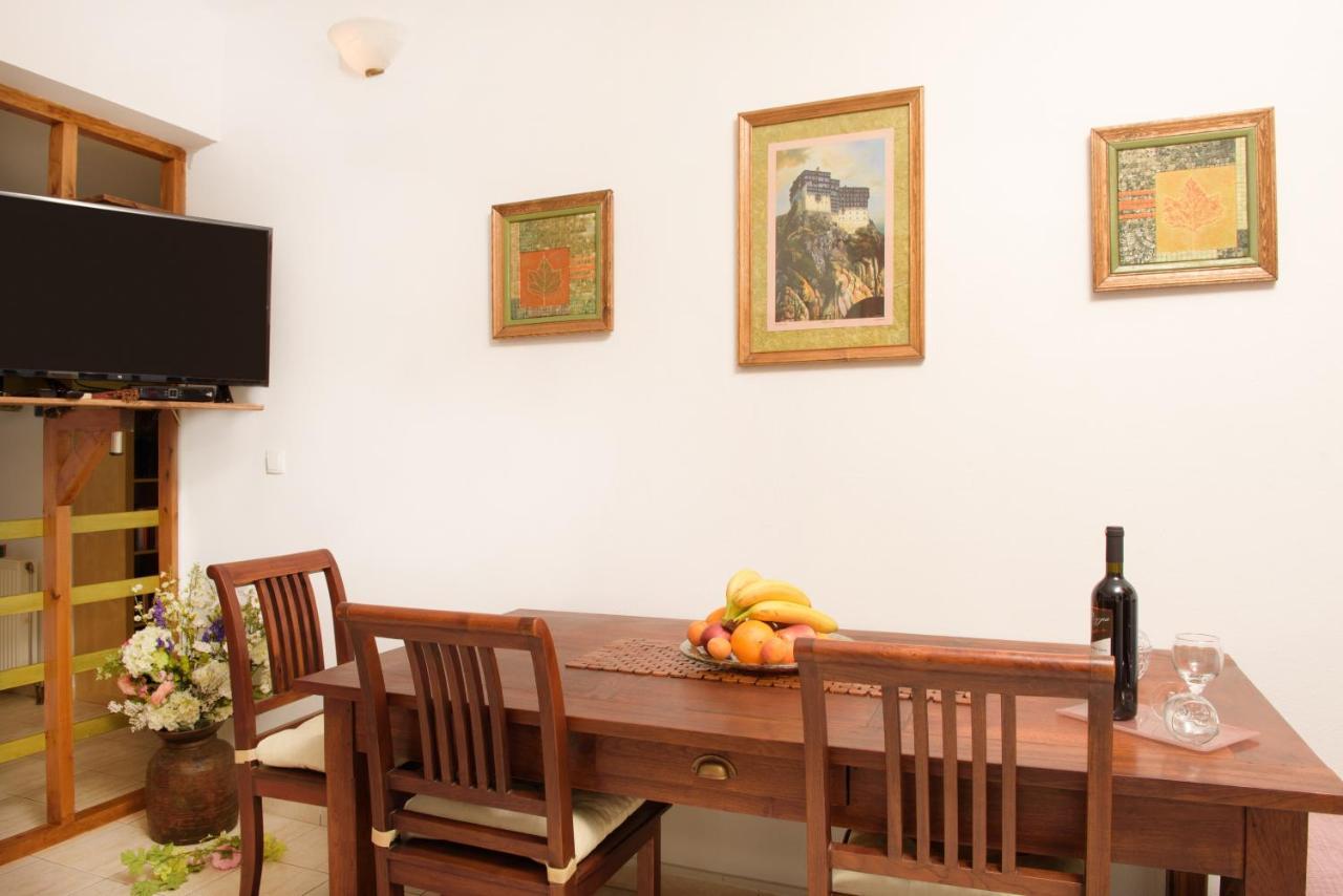 Άελλα Appartement Ierissós Buitenkant foto
